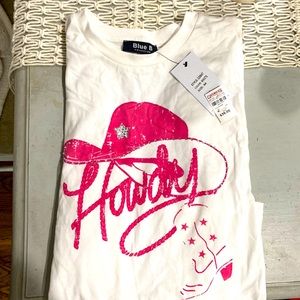 NWT western tee with rhinestone details